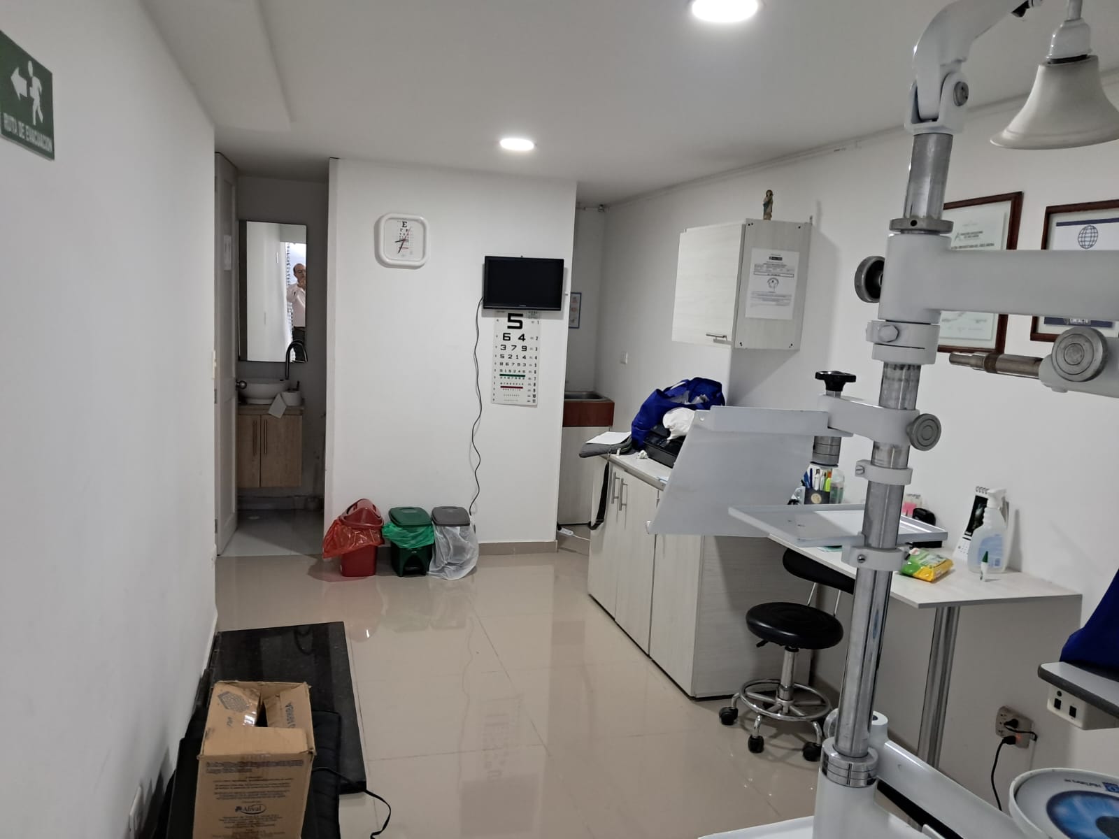 Local comercial en arriendo — Calle 56 — imagen 3