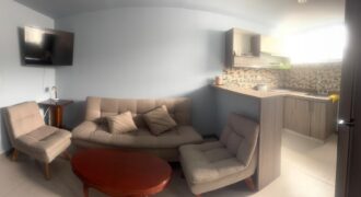 SE ARRIENDA APARTAESTUDIO AMOBLADO, BARRIO CHIPRE $ 1.650.000